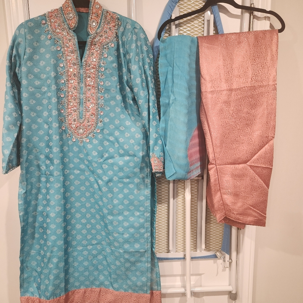 Indian outfit